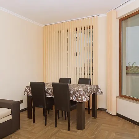 Mars In Complex Shipka Apartman *