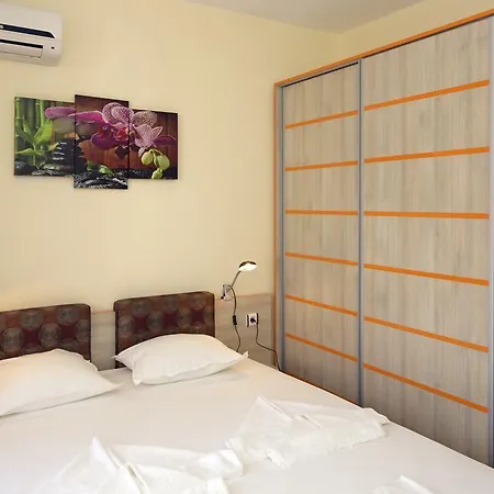 Apartment Mars In Complex Shipka *